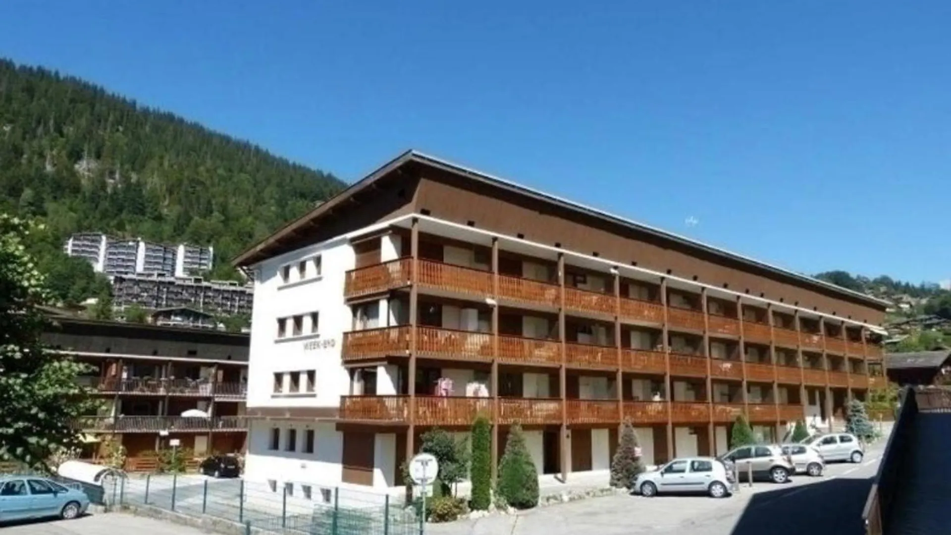 Appartement 3 Pieces Sud Au Centre Du Village, Proche Remontees, Commerces Et Activites. - Fr-1-459-36 La Clusaz 0*,  France